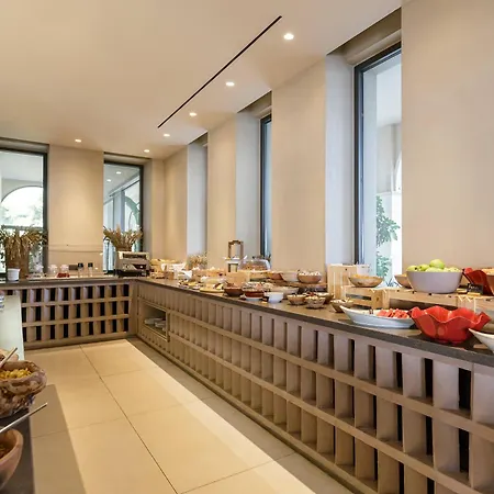 מלון Akrotiri - Adult Friendly 5*